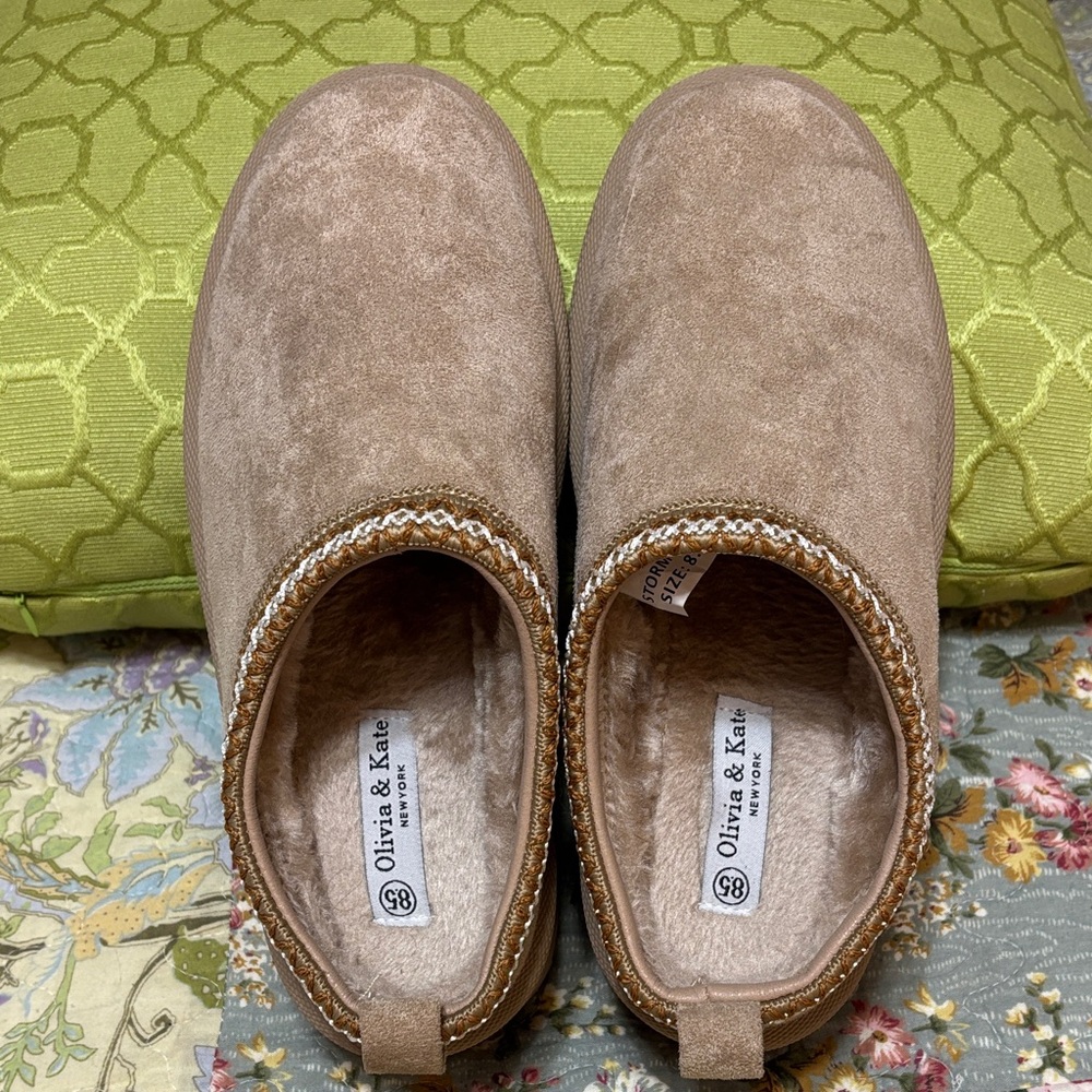 Olivia & Kate Women's Tan Platform Slip-On Shoes Worn Once